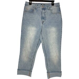 Frye High Rise Cuffed Crop Jean Light Wash Size 10